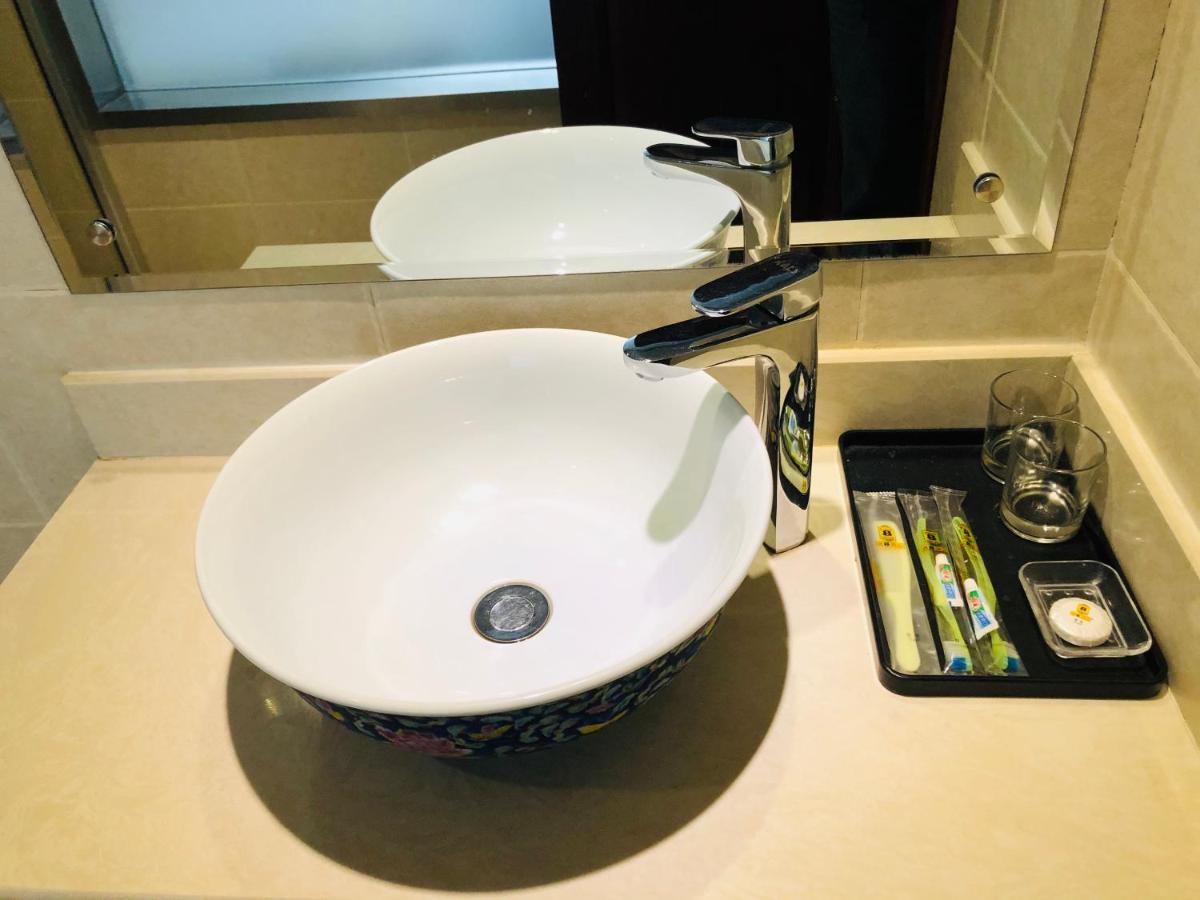Super 8 Dunhuang Fengqingcheng Hotel Екстериор снимка