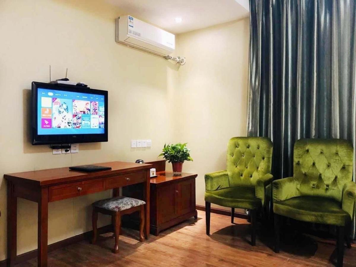 Super 8 Dunhuang Fengqingcheng Hotel Екстериор снимка